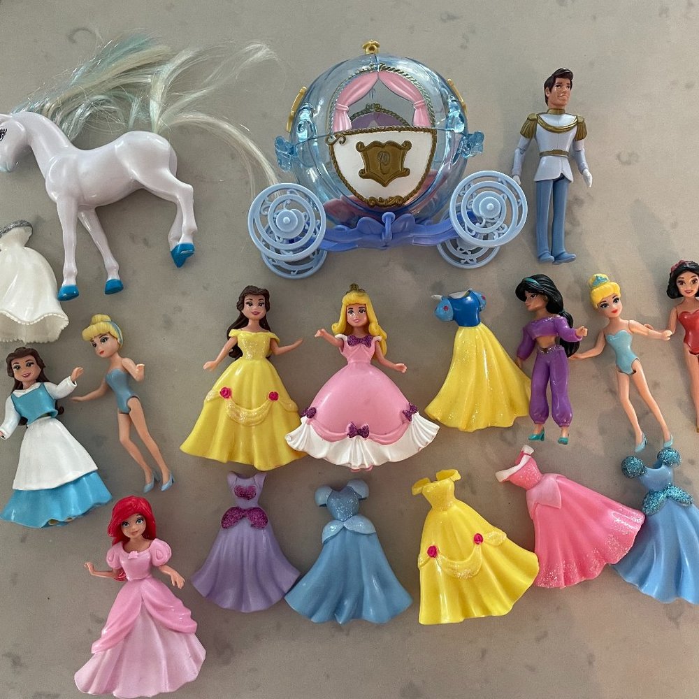 Disney princess fashion play dolls